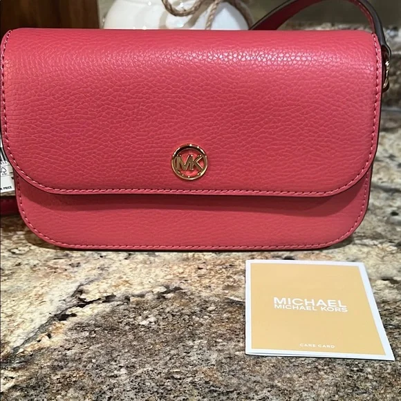 Michael Kors NWT Travel Small Grained Leather Crossbody Bag - Picture 10 of 11